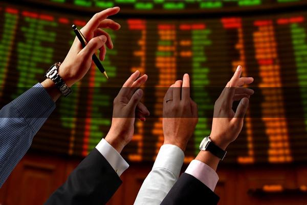 配资网站入口 普通人也能用的‘AI员工’：Dot上线后这5类人效率翻倍（附避坑指南）